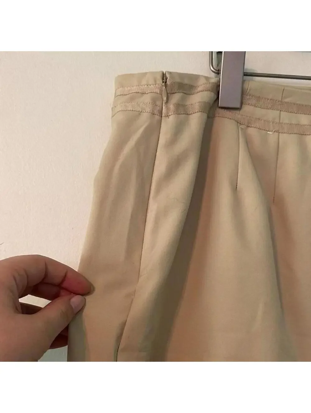 Izod Cool FX Tan and Cream pleated mini skort- size 10
